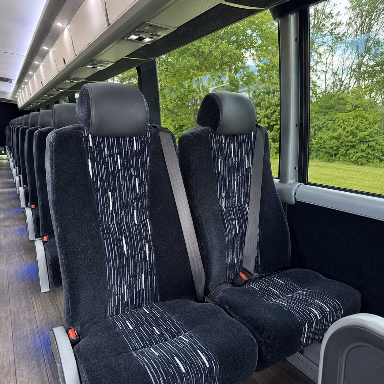 instant online bus rental quotes in hillsboro